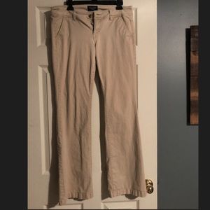 AMERICAN EAGLE KHAKIS